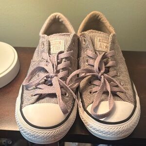 Converse Women's Gray/ Lavender Sneakers
